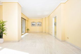 Piso en venta en Arenales - Lugo - Avenida Marítima en Palmas de Gran Canaria(Las)