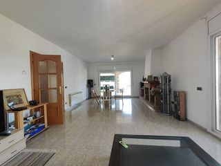 Chalet en venta en Martorell