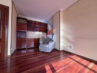 Piso en venta en Cuatro Caminos en Santander