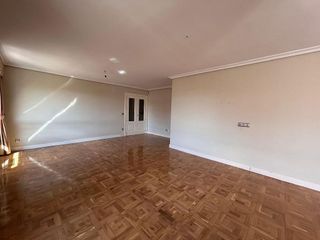 Piso en venta en Constitución-El Balconcillo en Guadalajara