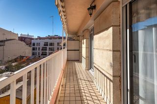Piso en venta en Cementiri Vell en Terrassa
