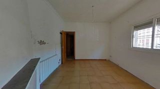 Casa pareada en venta en Creu de Barberà en Sabadell