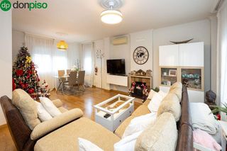 Casa pareada en venta en Ogíjares