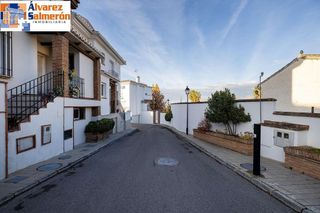 Casa pareada en venta en Ogíjares