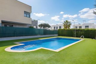 Casa adosada en venta en Vilafortuny - Cap de Sant Pere en Cambrils