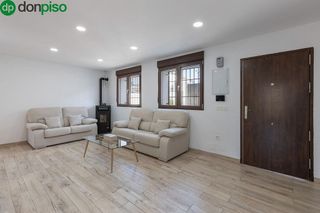 Chalet en venta en Zubia (La)