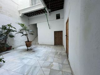 Piso en venta en La Caleta - La Viña en Cádiz