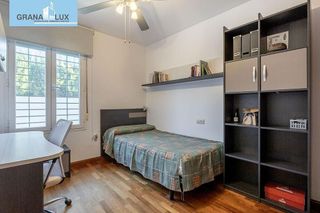 Chalet en venta en Gójar