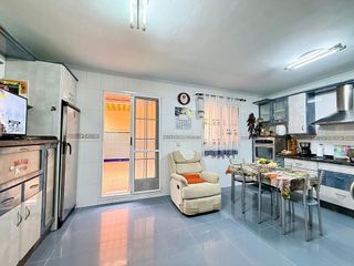 Casa adosada en venta en Los Molinos - Villa Blanca en Almería