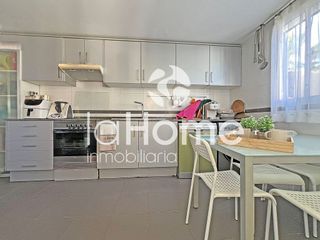 Casa pareada en venta en La Conarda en Pobla de Vallbona (la)