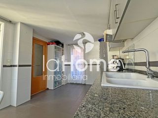 Casa pareada en venta en La Conarda en Pobla de Vallbona (la)