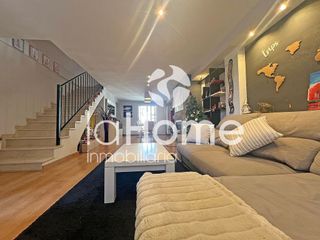 Casa pareada en venta en La Conarda en Pobla de Vallbona (la)