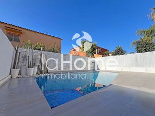 Casa pareada en venta en La Conarda en Pobla de Vallbona (la)