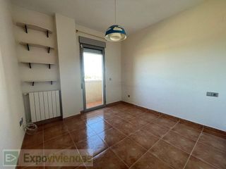 Piso en venta en Yecla