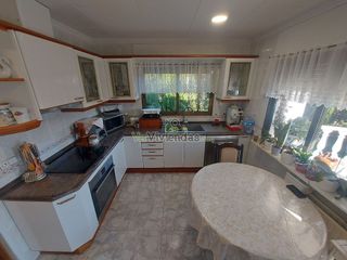 Chalet en venta en Torrelles de Llobregat