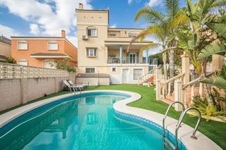 Chalet en venta en Jubalcoi en Elche