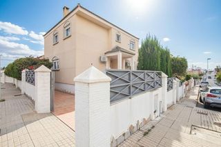 Chalet en venta en Jubalcoi en Elche