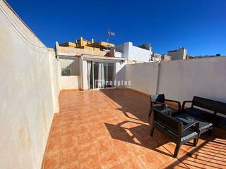 Casa adosada en venta en Barrio de Ciudad Jardín en Málaga