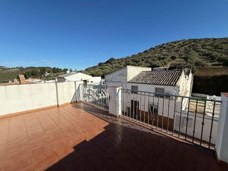 Casa adosada en venta en Martos