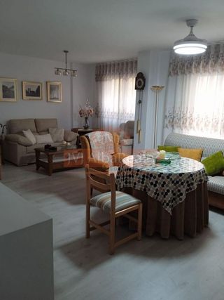 Piso en venta en Franciscanos en Albacete