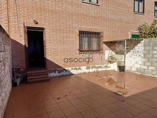 Casa adosada en venta en Marchamalo