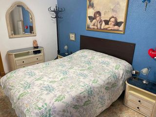 Piso en venta en Mercado en Alicante