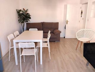 Piso en venta en La Malva-rosa en Valencia
