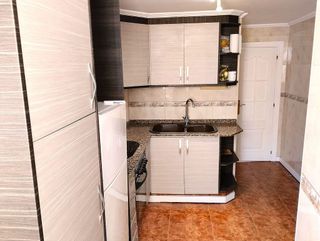 Piso en venta en La Malva-rosa en Valencia