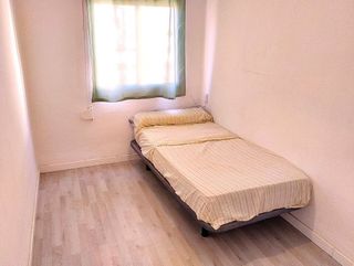 Piso en venta en La Malva-rosa en Valencia