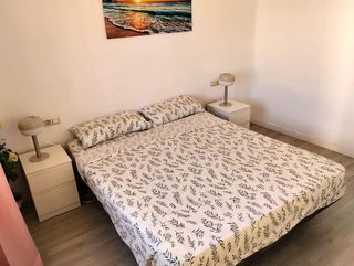 Piso en venta en La Malva-rosa en Valencia