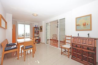 Piso en venta en Playa de la Fontanilla en Marbella
