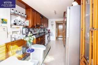 Dúplex en venta en Bola de Oro - Serrallo en Granada