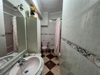 Piso en venta en Linares