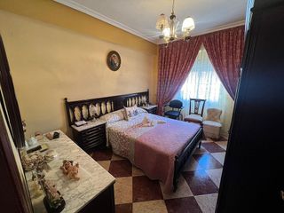 Piso en venta en Linares