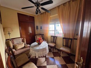 Piso en venta en Linares