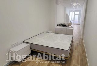 Piso en venta en Torrefiel en Valencia
