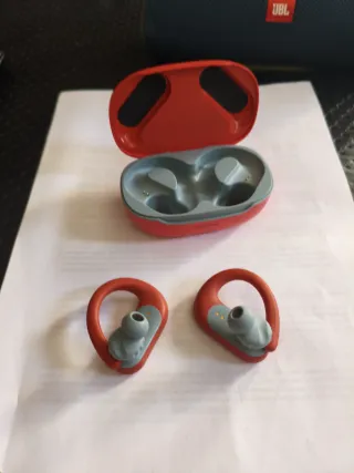 Auriculares Inalámbricos JBL Bluetooth Rojos