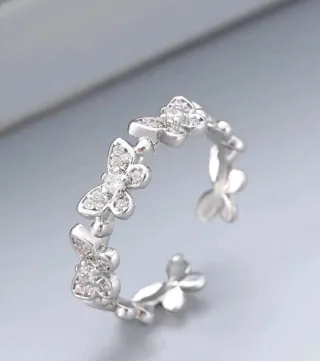 Anillo Mariposas Plateadas Ajustable
