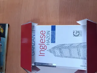 Dizionario medio di inglese