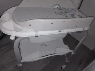 Bañera cambiador bebé con ruedas