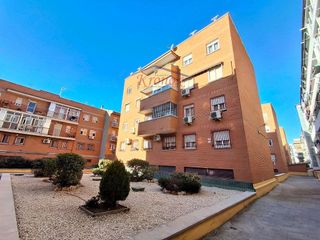 Piso en venta en Portazgo en Madrid