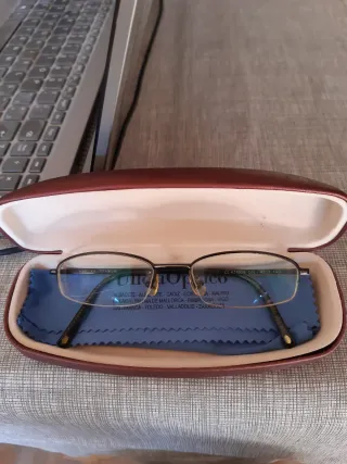 Gafas graduadas miopía montura titanio al aire