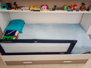 Cama puente juvenil casi nueva