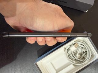 iPhone 8 64GB Space Gray