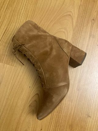 Botines Clarks Mujer Marrones Cordones