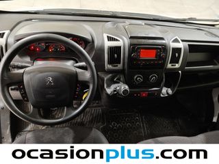 Peugeot Boxer Furgon BlueHDi 140 S&S 335 L2H2 103 kW (140 CV)