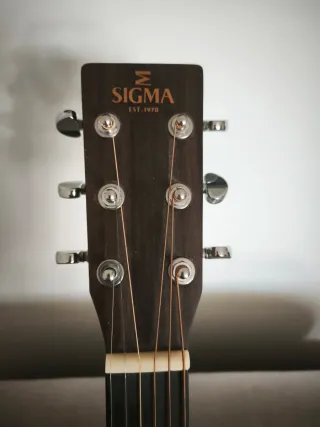 Guitarra Acústica Sigma 000M-15L zurdo + Funda