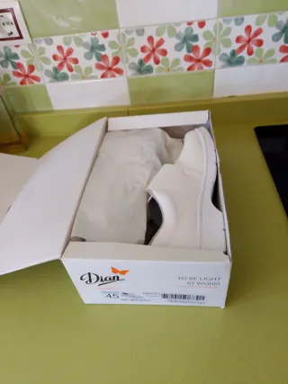 Zuecos Sanitarios Dian Talla 45 Blancos