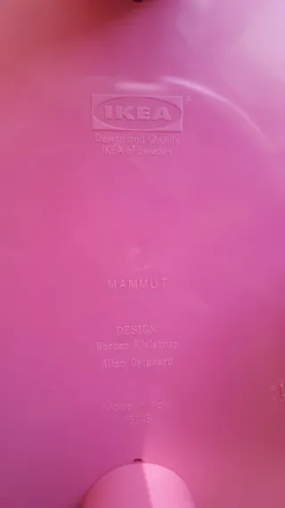 Taburete infantil rosa IKEA