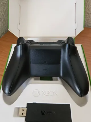 Mando Xbox Negro + Adaptador USB